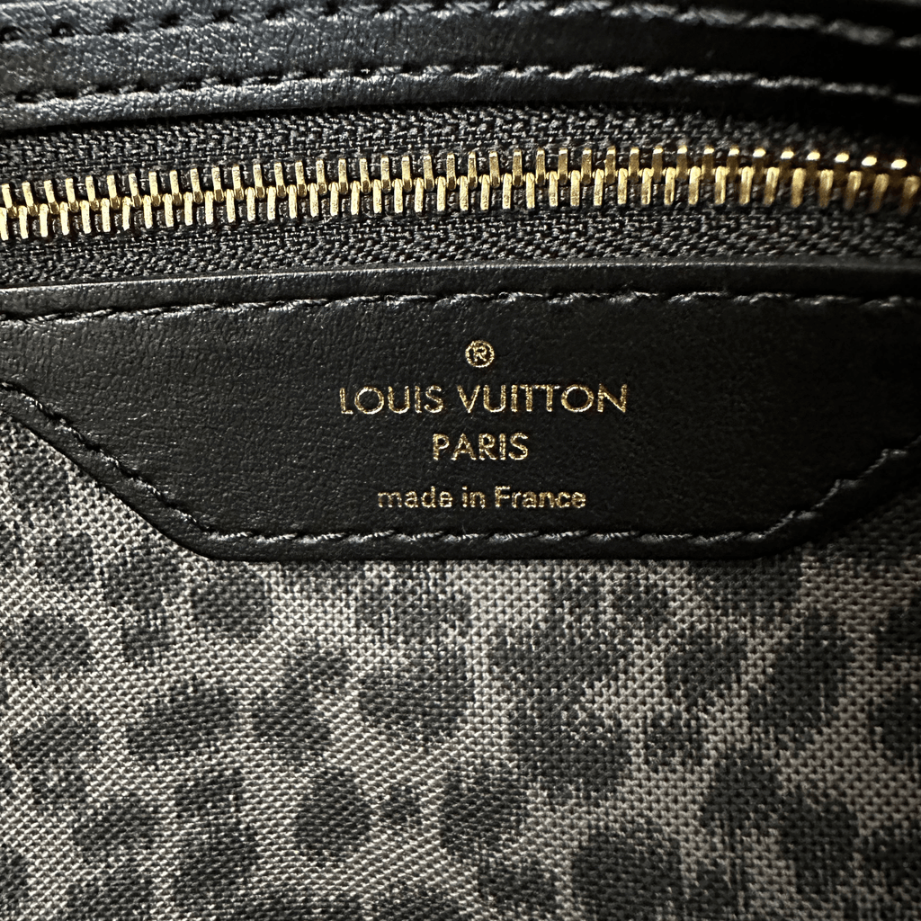 Louis Vuitton Black Wild At Heart Monogram Keepall 45 - Morely TrendsLouis Vuitton Type here:)
