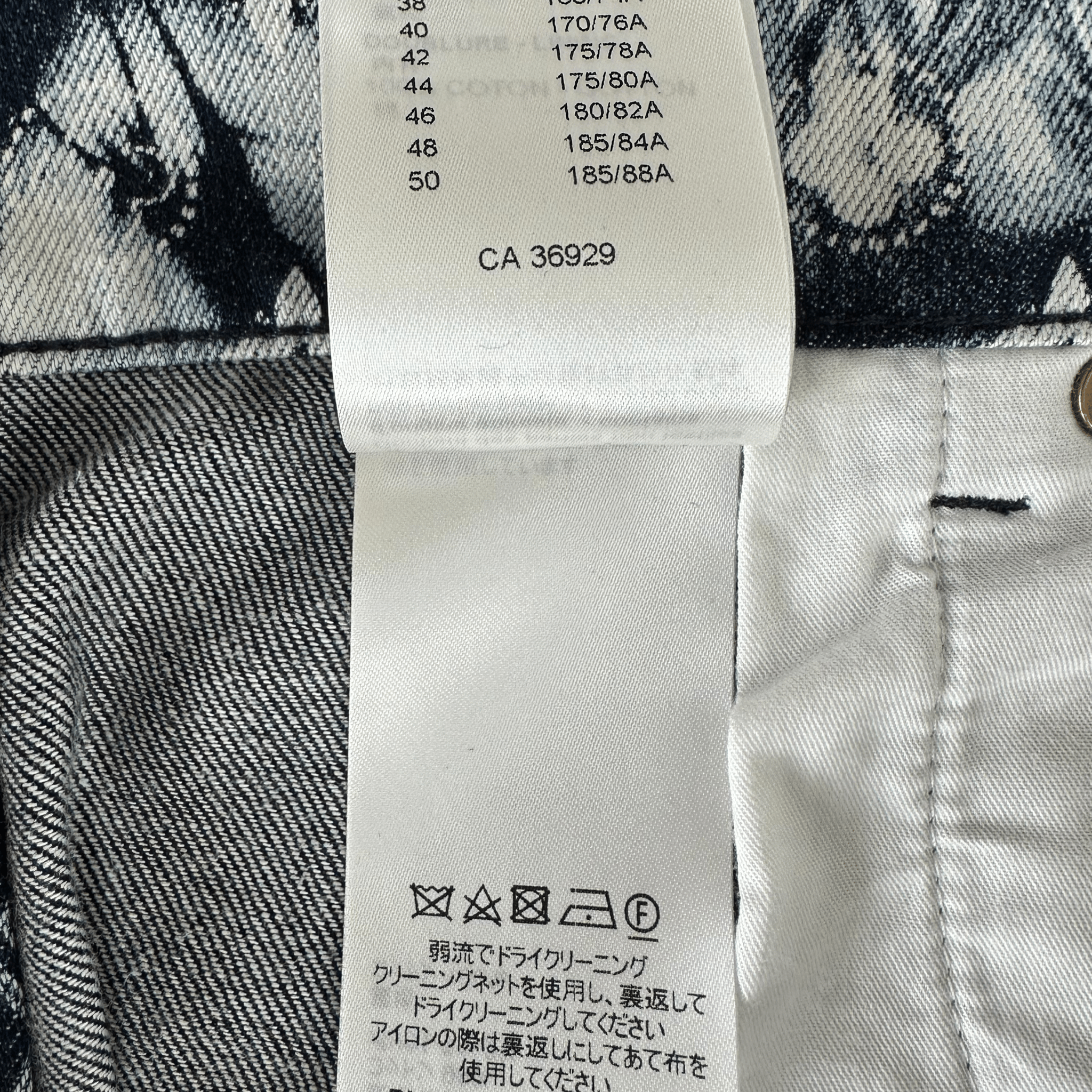 Louis Vuitton Blue Bleached Bandana Monogram Denim Shorts - Morely TrendsLouis Vuitton Type here:)