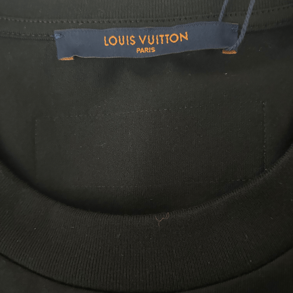 Louis Vuitton Black & Green Craftmanship T-Shirt - Morely TrendsLouis Vuitton Type here:)