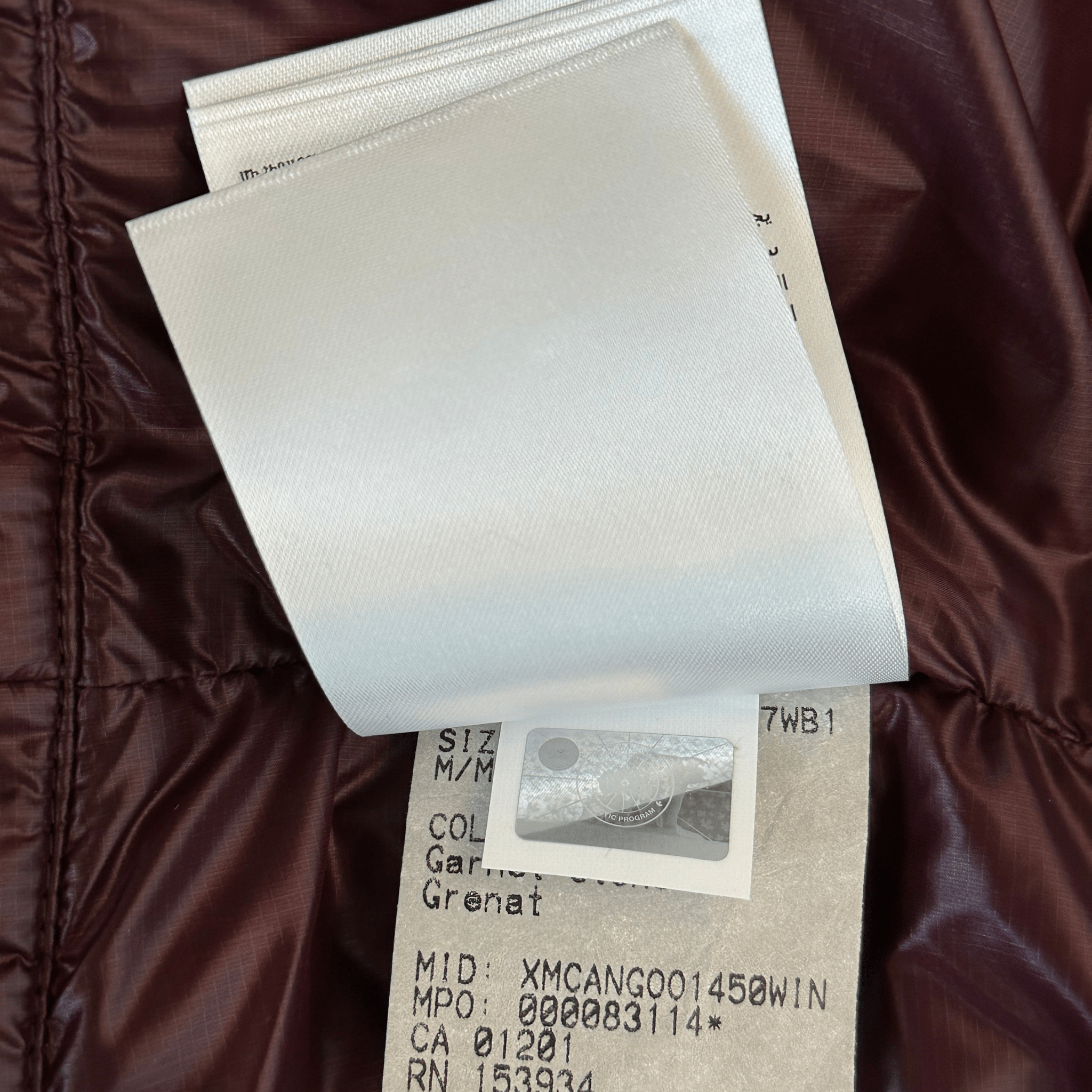 Canada Goose Burgundy Cypress Black Label Women's Vest - Morely TrendsCanada Goose Type here:)