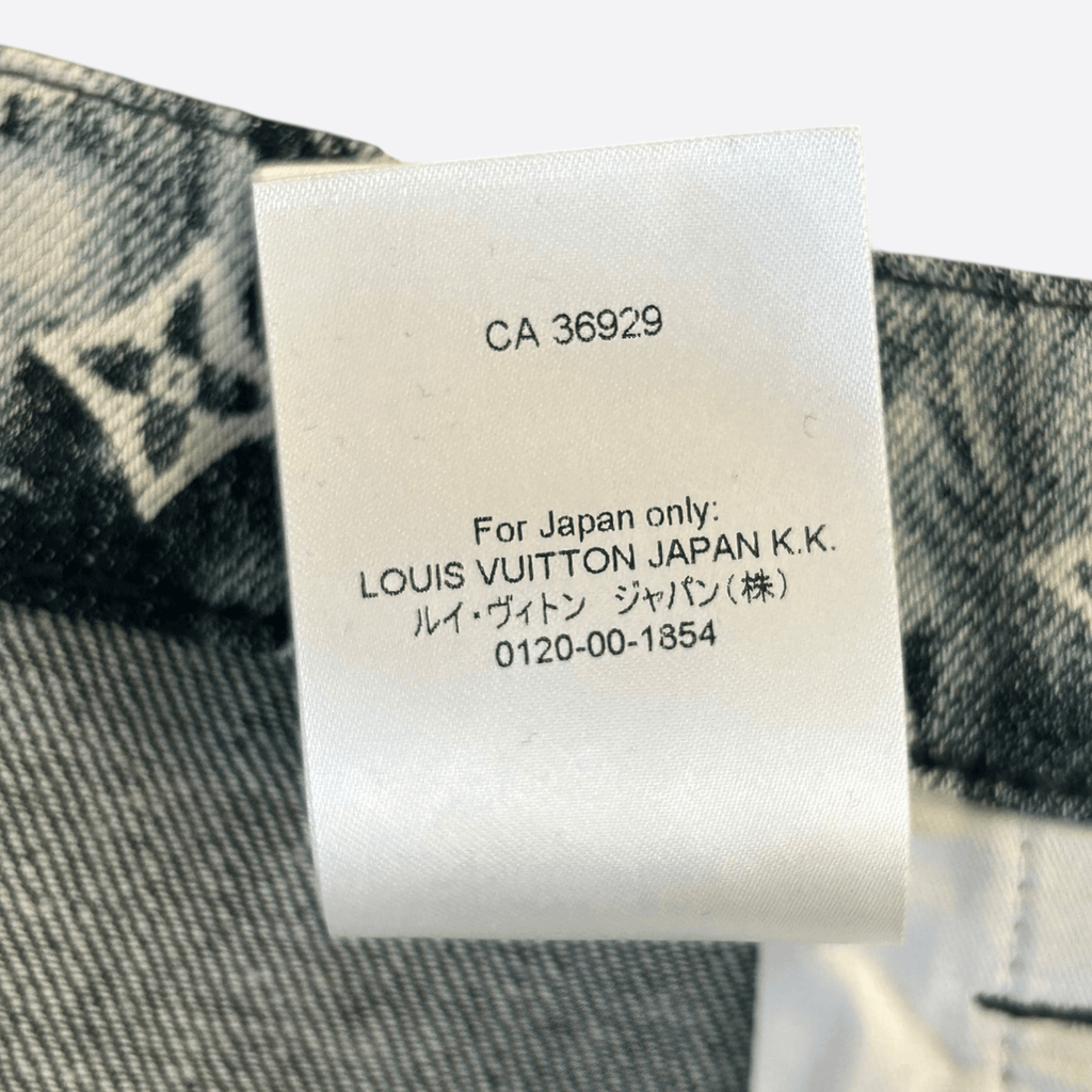 Louis Vuitton Blue Bleached Bandana Monogram Denim Shorts - Morely TrendsLouis Vuitton Type here:)