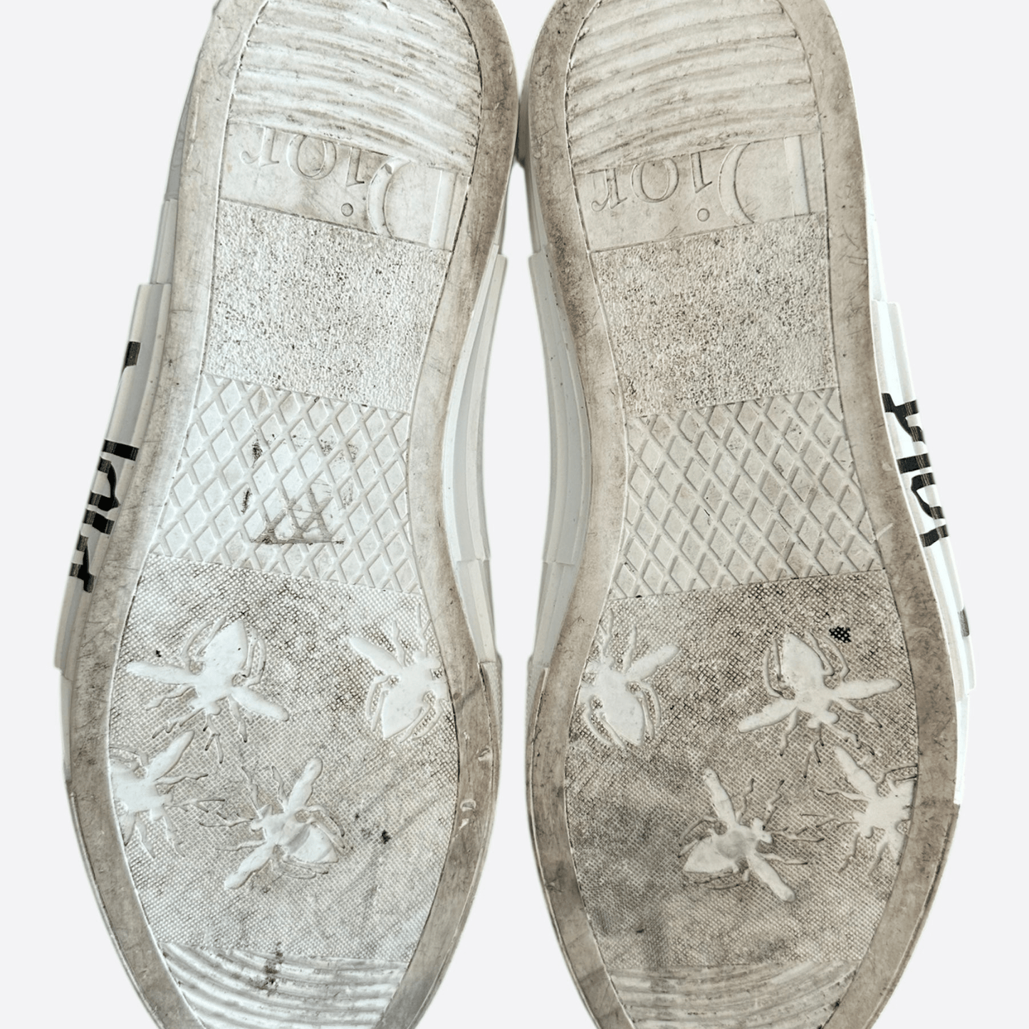 Dior Stussy White & Black Bee Oblique B23 Sneakers - Morely TrendsDior Type here:)