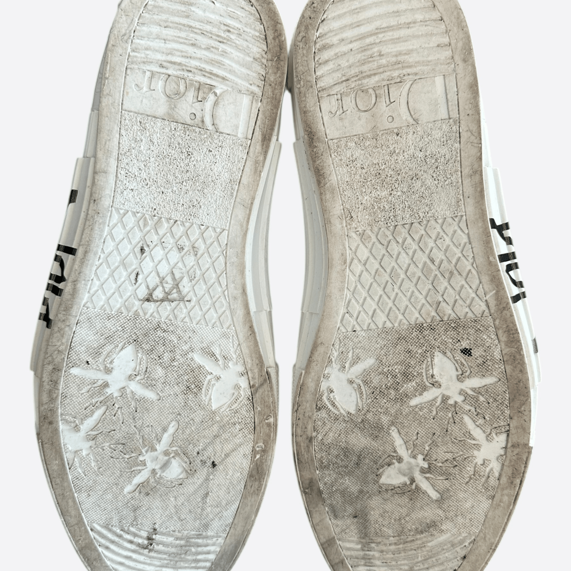 Dior Stussy White & Black Bee Oblique B23 Sneakers - Morely TrendsDior Type here:)