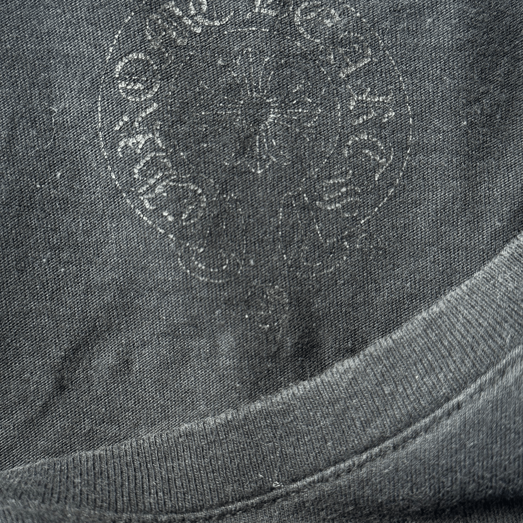 Chrome Hearts Silver Horseshoe Logo T-Shirt - Morely TrendsChrome Hearts Type here:)