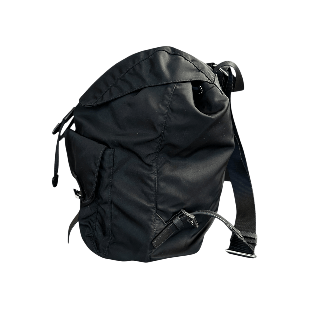 Prada Black Re - Nylon Backpack - Morely TrendsPrada Type here:)