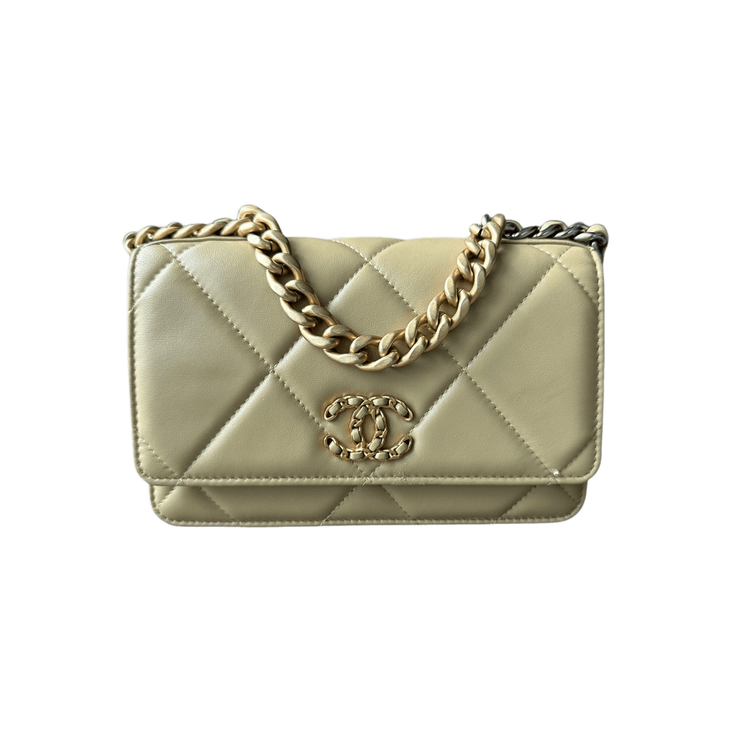 Chanel Olive Quilted 19 Wallet On Chain Bag - Morely TrendsChanel Type here:)